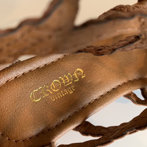 Crown Vintage Back Zip Sandals - Picture 6 of 7